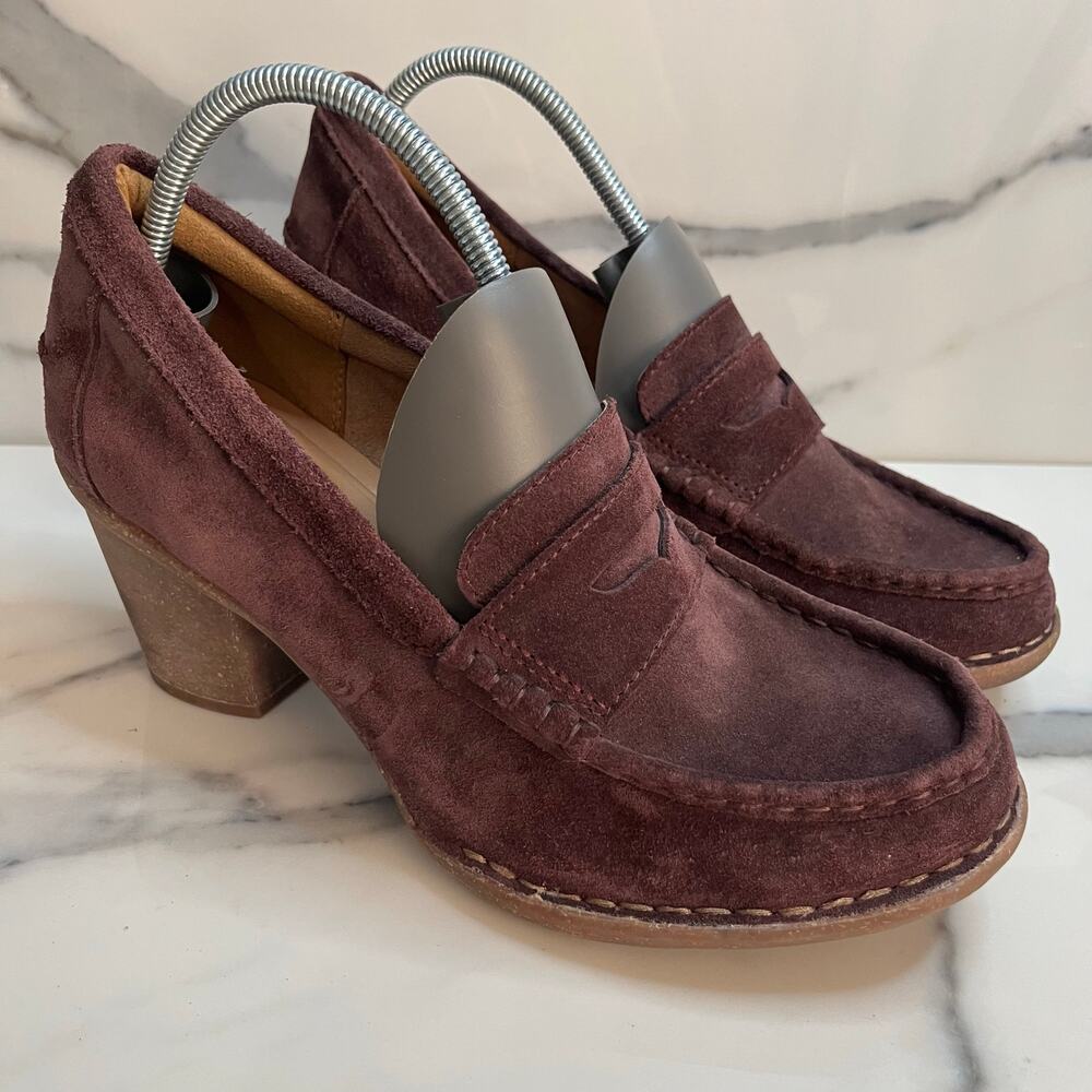 Clarks Unstructured Women's Purple Suede Carleta Belle Penny Loafers Sz 9.5 Y2K